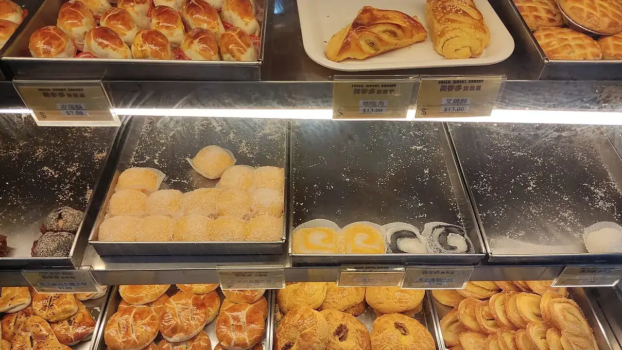 Asian bakery display